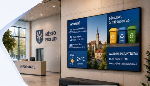 Obrazovka na radnici se zprávami z města, svozem odpadu a počasím
